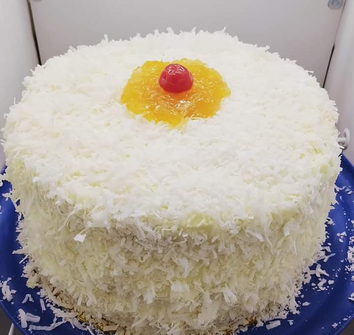 Pineapple š Coconut š„„ 3 layer cake