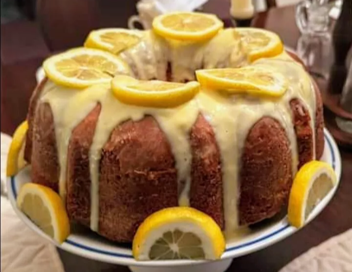 Aunt Gladys sweet lemon π Cake
