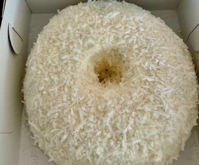 " Tom Cruise " White Chocolate Coconut Pound Cake "TOP SELLER