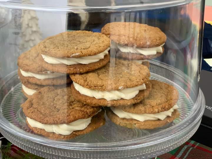 Old fashioned " Peanut Butter " Cookie Sandwich 🍪 1 dozen