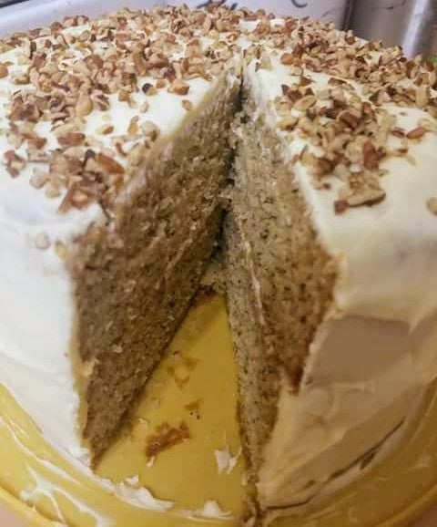 🍌 Banana Spice Cake