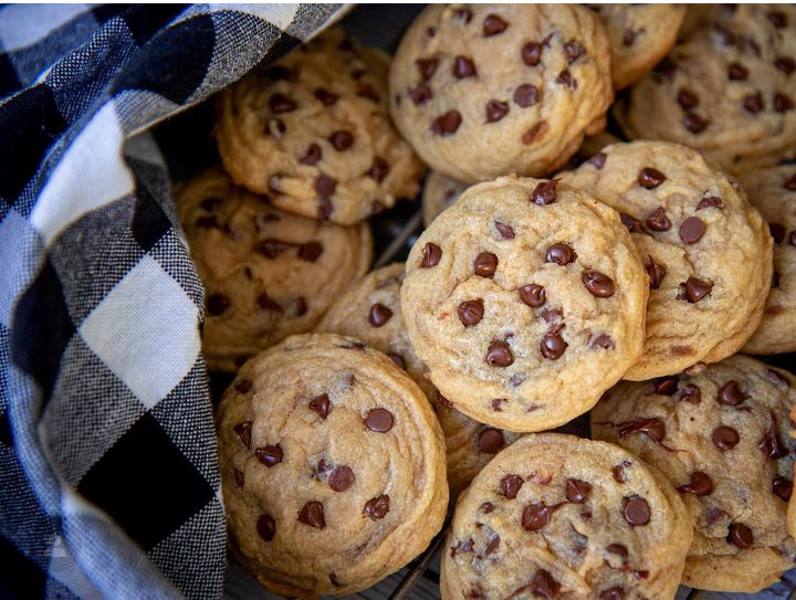 Double Chocolate Chip 🍪12 large cookies