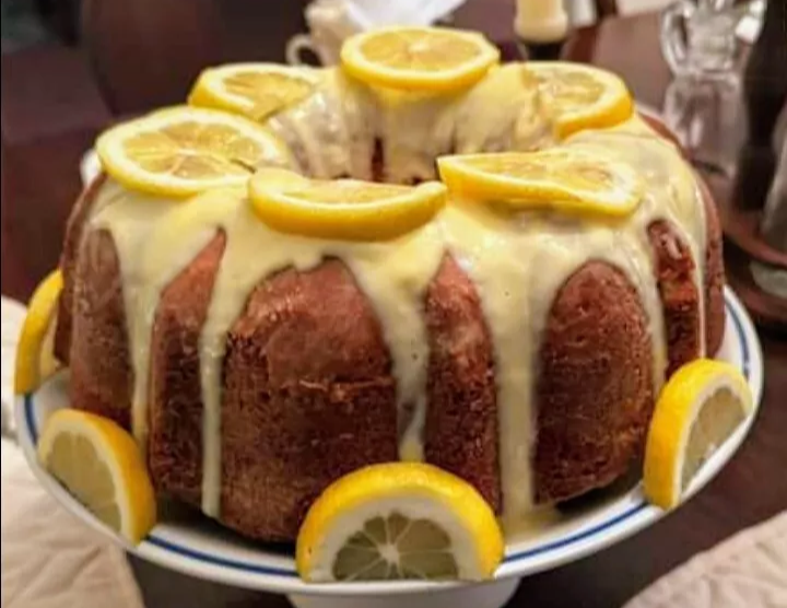 Aunt Gladys sweet lemon 🍋 Cake