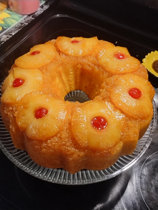 Pineapple upside down cake